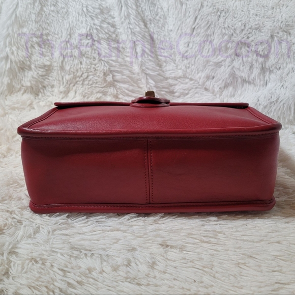 SOLD!! Red Vintage Coach Willis Bag #9927 - Picture 5 of 9